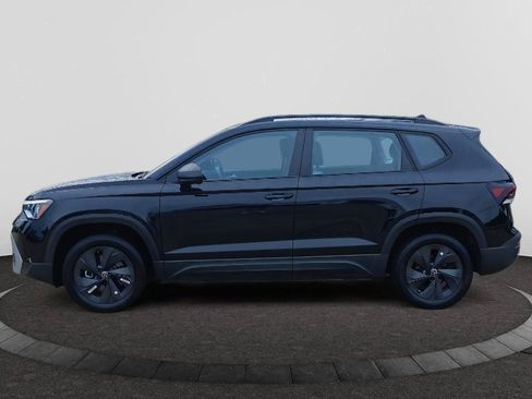 Used 2025 Volkswagen Taos S w/ Taos MDO Package FWD image 4