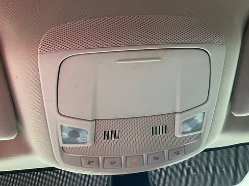 Used 2021 Ford Edge SE AWD/4WD image 16