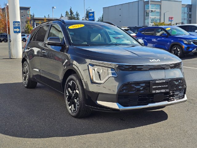 Certified 2023 Kia Niro Wind w/ Wind Preserve Package FWD image 8