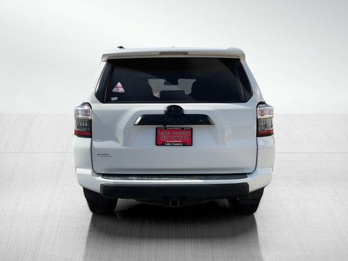 Used 2019 Toyota 4Runner TRD Off-Road Premium AWD/4WD image 4