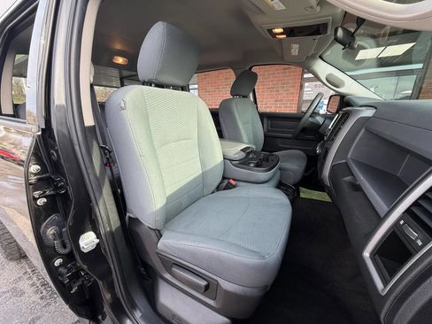 Used 2017 RAM 1500 Express w/ Express Value Package AWD/4WD image 18