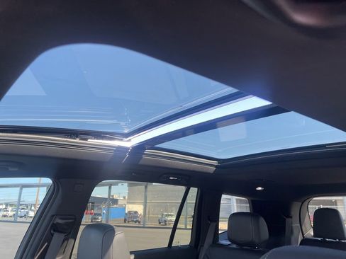 Certified 2024 Cadillac XT6 Premium Luxury FWD image 14