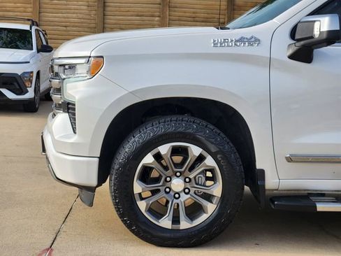 Used 2024 Chevrolet Silverado 1500 High Country w/ Technology Package RWD image 16