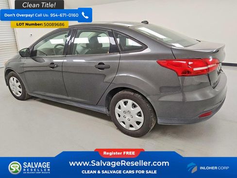 Used 2017 Ford Focus S FWD image 3