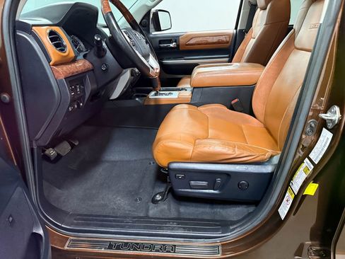 Used 2015 Toyota Tundra 1794 Edition image 58