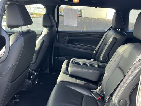 Certified 2023 Honda Odyssey Sport image 19