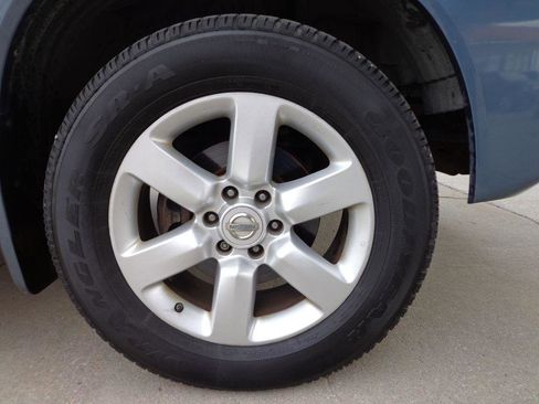 Used 2011 Nissan Titan SL w/ SL Max Utility Pkg image 9