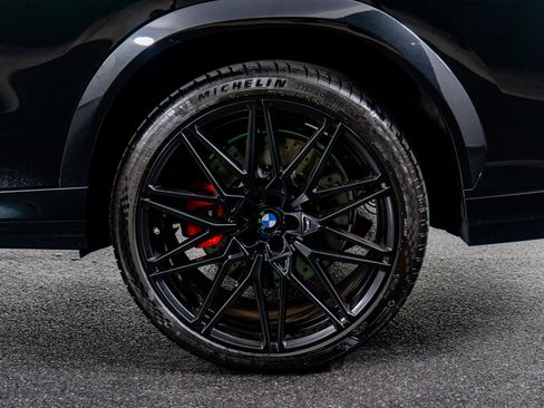 Used 2025 BMW X6 M Competition image 17