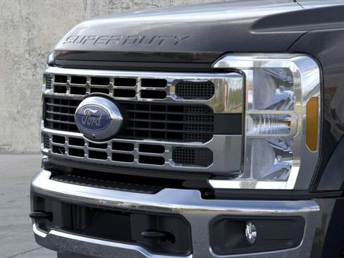New 2026 Ford F450 XLT AWD/4WD image 17