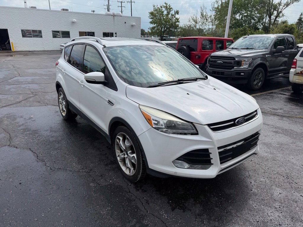 Used 2015 Ford Escape Titanium w/ Equipment Group 301A FWD image 4