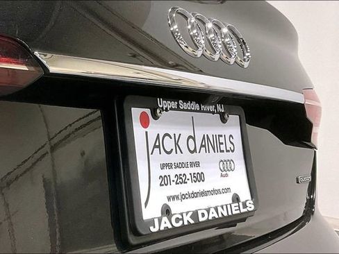 Used 2020 Audi A4 2.0T Premium w/ Convenience Package image 32