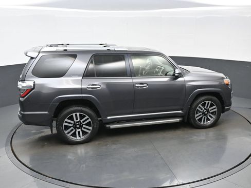 Used 2018 Toyota 4Runner Limited AWD/4WD image 43