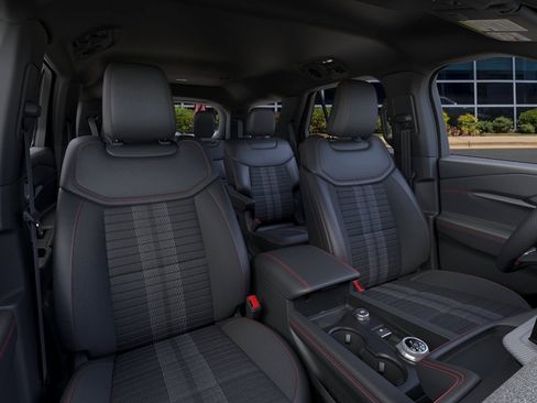 New 2026 Ford Explorer ST-Line w/ ST-Line Street Pack RWD image 10