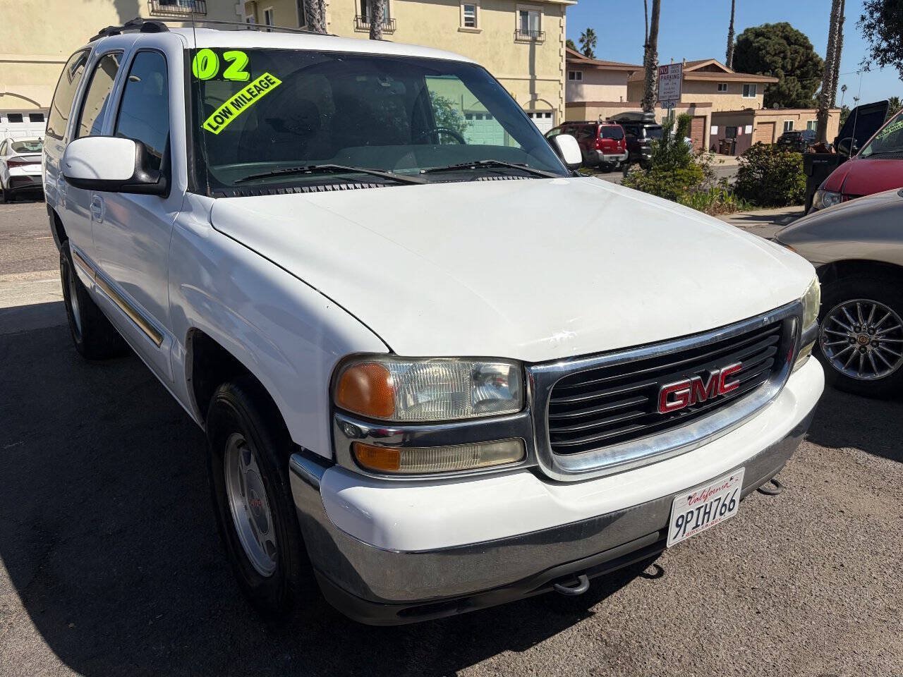 Used 2002 GMC Yukon SLE RWD image 1