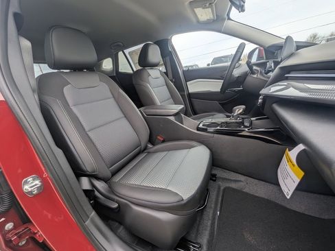 New 2026 Chevrolet Trax LT w/ Driver Confidence Package image 13