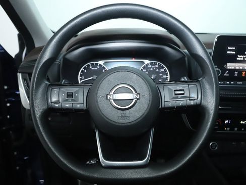 Used 2023 Nissan Rogue SV image 20