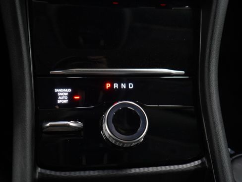 Used 2024 Jeep Grand Cherokee Limited w/ Black Appearance Package AWD/4WD image 23