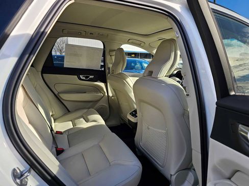 New 2026 Volvo XC60 B5 Ultra w/ Protection Package Premier image 13