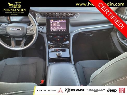 Certified 2023 Jeep Grand Cherokee L Laredo AWD/4WD image 6