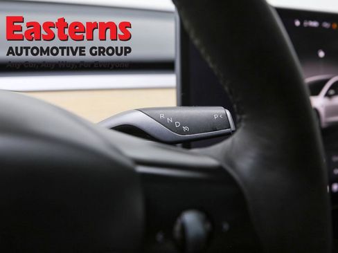 Used 2023 Tesla Model 3 Standard Range image 13