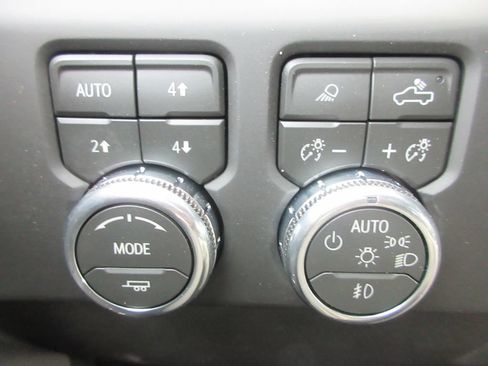 New 2026 GMC Sierra 1500 AT4 w/ AT4 Premium Package AWD/4WD image 20