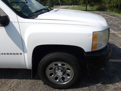 Used 2008 Chevrolet Silverado 1500 W/T image 27