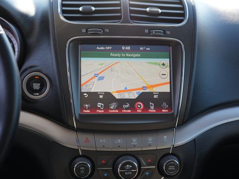 Used 2019 Dodge Journey Crossroad w/ Nav & Sun Group AWD/4WD image 22