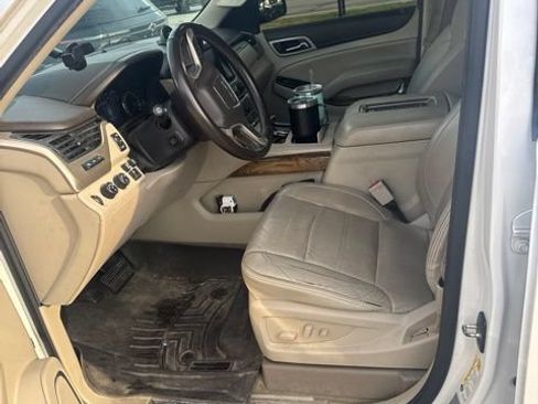 Used 2016 GMC Yukon Denali w/ Open Road Package AWD/4WD image 2