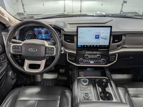 Certified 2023 Ford Expedition XLT AWD/4WD image 18