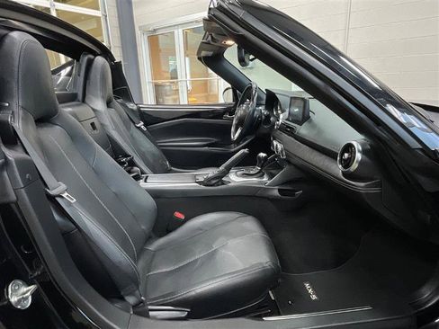 Used 2022 MAZDA MX-5 Miata RF Grand Touring RWD image 23