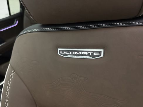 New 2026 GMC Acadia Denali Ultimate w/ LPO, All-Weather Package AWD/4WD image 30