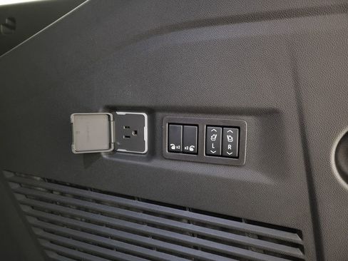 New 2026 Chevrolet Suburban LT w/ Comfort Package image 2