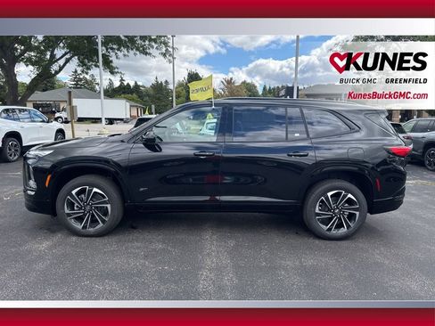 New 2026 Buick Enclave Sport Touring w/ LPO, Floor Liner Package image 8