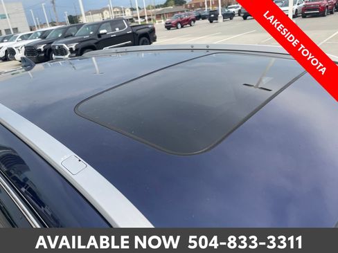 Used 2018 Honda CR-V Touring image 9
