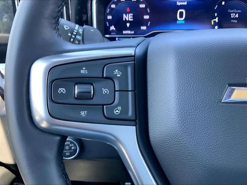 Used 2025 Chevrolet Silverado 1500 LTZ AWD/4WD image 24