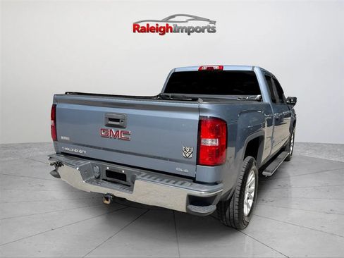 Used 2015 GMC Sierra 1500 SLE w/ SLE Value Package AWD/4WD image 4