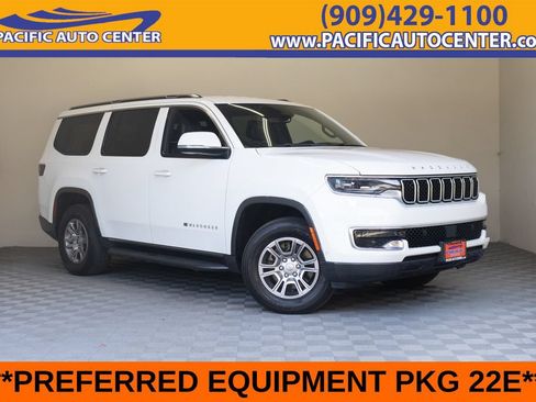Used 2022 Jeep Wagoneer Series I AWD/4WD image 1