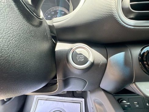 Used 2023 Hyundai Kona SEL w/ Convenience Package FWD image 31