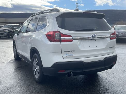 Used 2022 Subaru Ascent Premium image 6