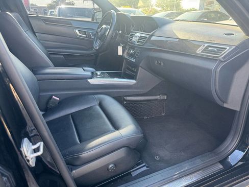 Used 2014 Mercedes-Benz E 350 Sedan image 10