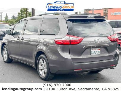 Used 2017 Toyota Sienna LE