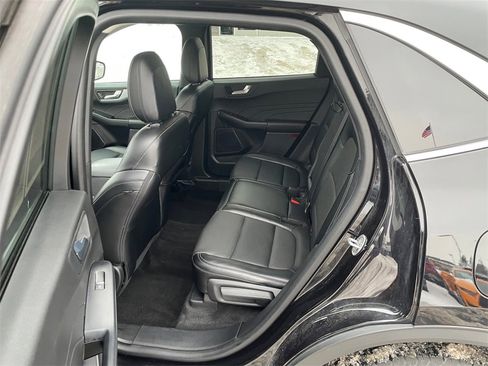 Used 2024 Ford Escape Platinum image 14