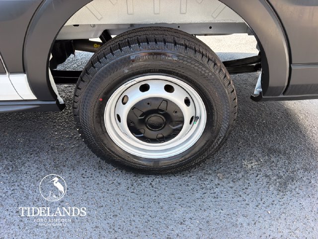 New 2026 Ford Transit 150 Low Roof RWD image 29