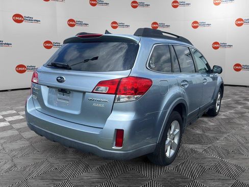 Used 2013 Subaru Outback 2.5i Limited AWD/4WD image 4