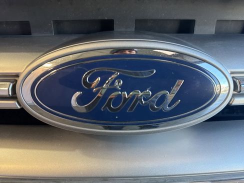 Used 2017 Ford Escape Titanium image 14