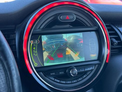 Used 2017 MINI Cooper S image 36