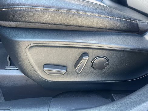 Used 2021 Ford Escape Titanium w/ Titanium Elite Package AWD/4WD image 18