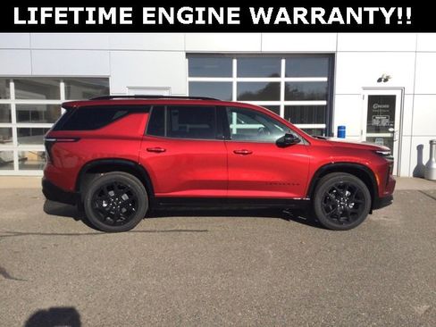 New 2026 Chevrolet Traverse RS w/ LPO, Floor Liner Package image 8