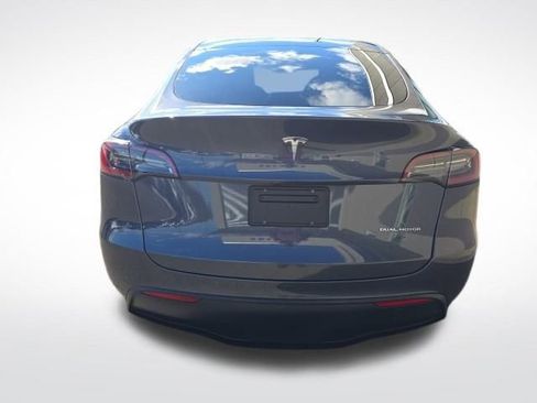Used 2023 Tesla Model Y Long Range image 6