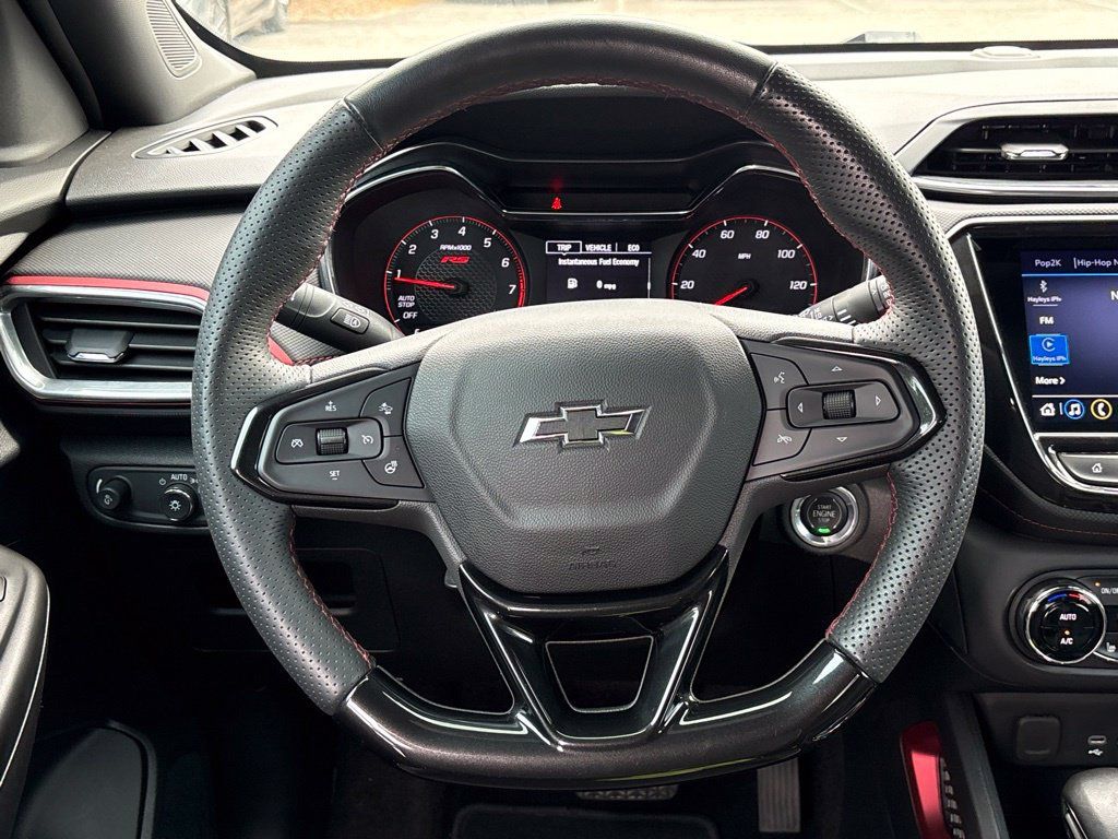 Used 2023 Chevrolet TrailBlazer RS w/ Convenience Package FWD image 29